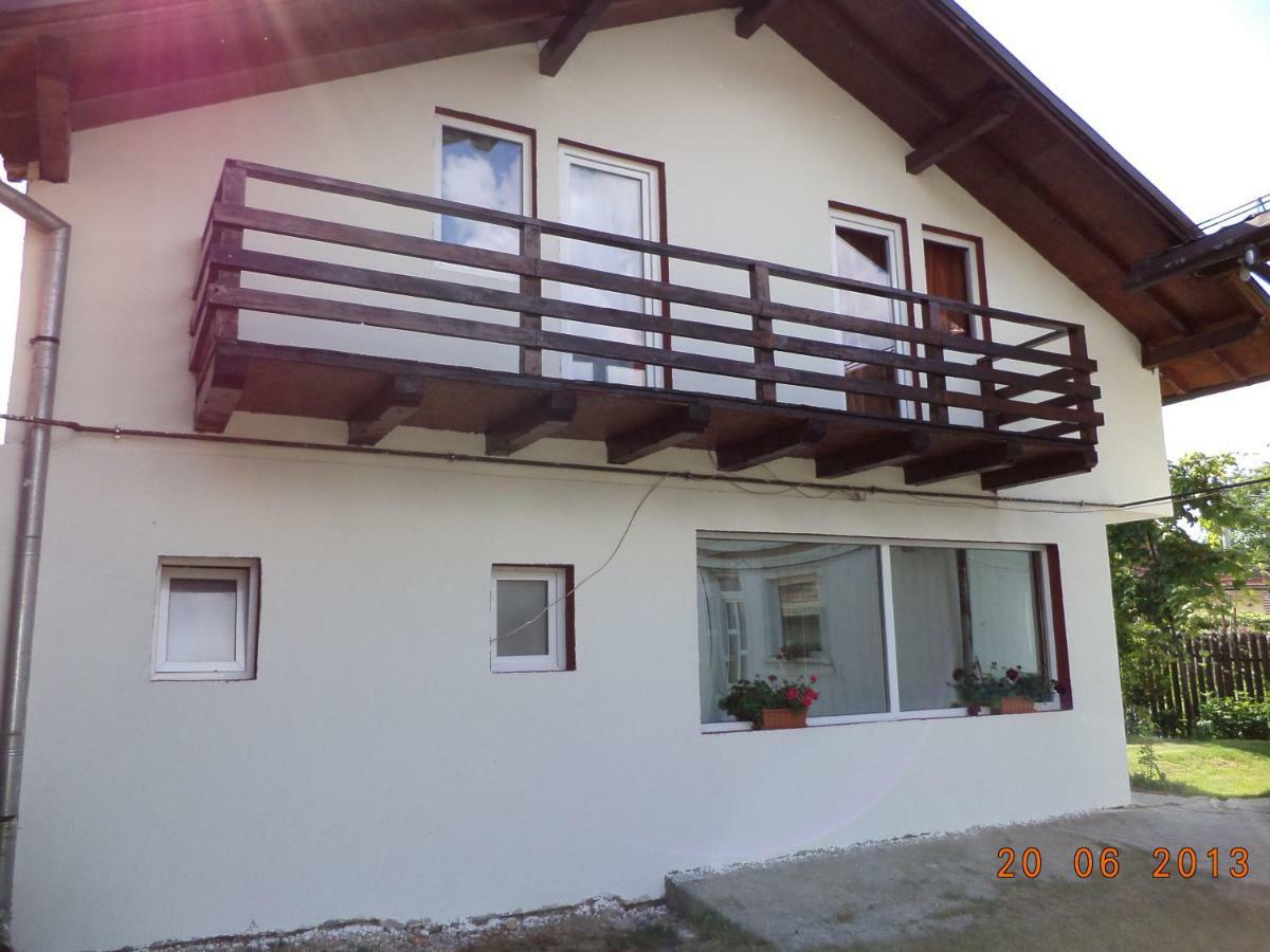 فيلا Casa Bella Rîşnov المظهر الخارجي الصورة